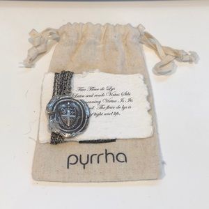 Pyrrha Wax Seal Necklace